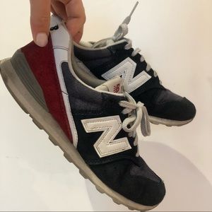 NEW BALANCE Sneakers | 7.5
